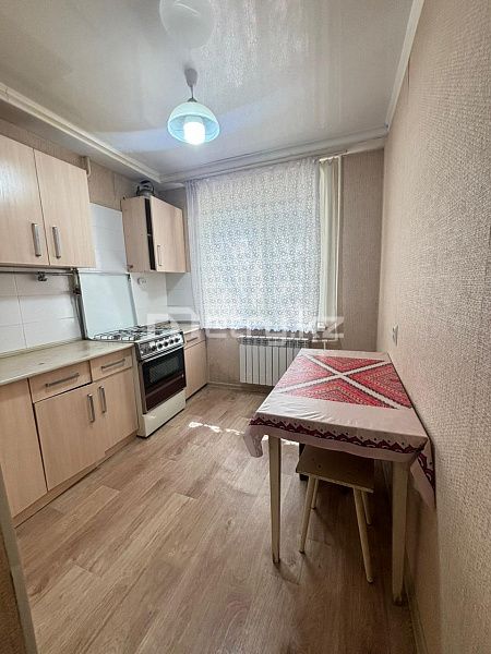 2 к.кв., 8 мкр Алтай 1 эт