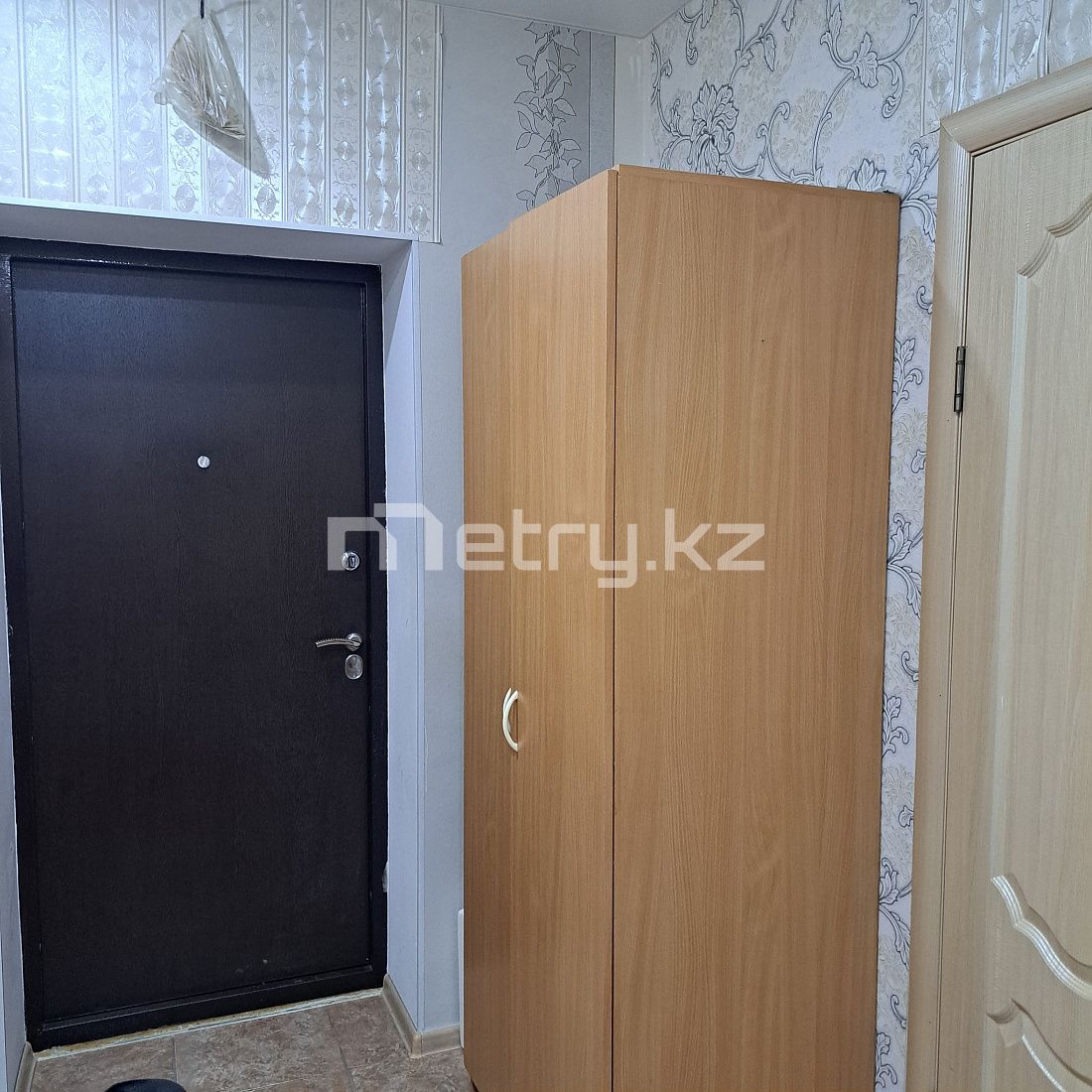 1комн кв алтын орда 5\3эт