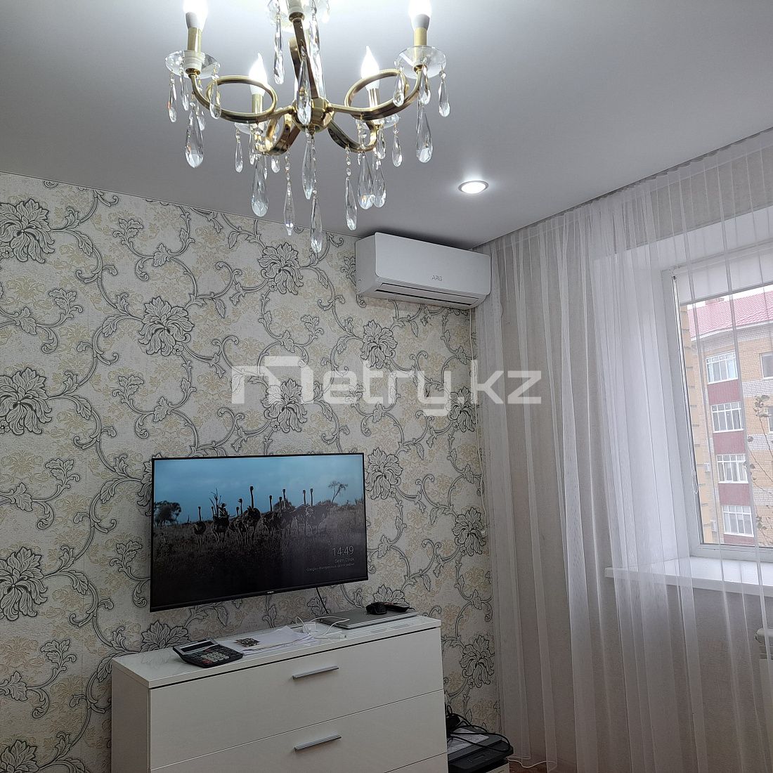 1комн кв алтын орда 5\3эт