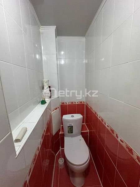 2 к.кв., 11 мкр , 3 этаж